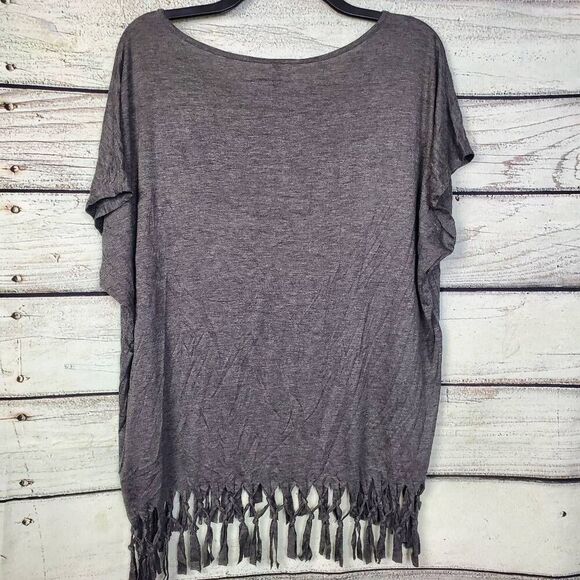 Vanity 2XL Gray Fringe Hem Elephant Cross Graphic Top Boho Dolman Tee - Picture 6 of 7